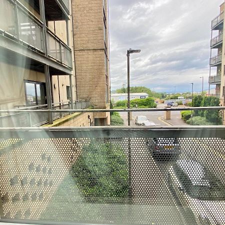 Lovely Double Room With Private Bathroom And Double Room With Shared Toilet & Parking Free Edimburgo Exterior foto