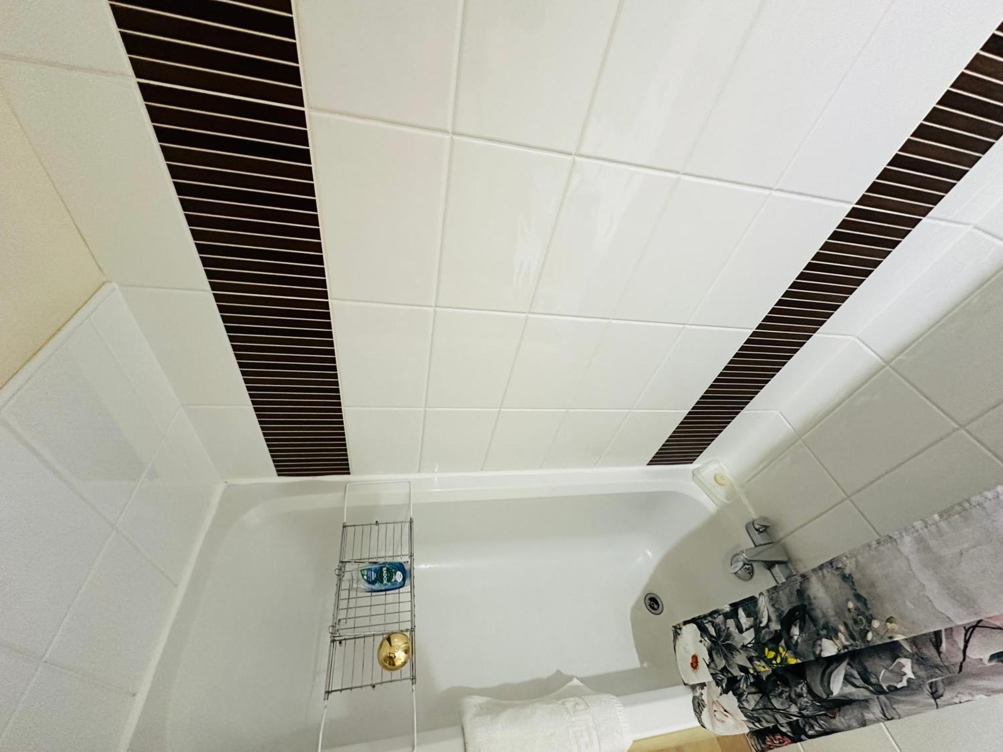 Lovely Double Room With Private Bathroom And Double Room With Shared Toilet & Parking Free Edimburgo Exterior foto